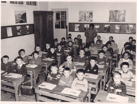 Photo De Classe 1966 1967ce1ecole Primaire Vulpianmme Chapiteau De