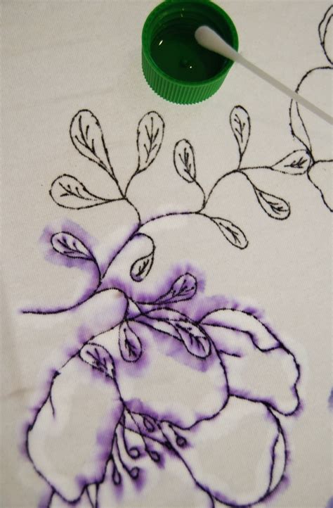 Floral Fabric Art With Sharpies Tutorial Sew 4 Bub Fabric Art