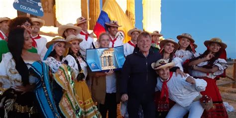 Mandorlo In Fiore Ad Agrigento La Colombia Vince Il Festival Del