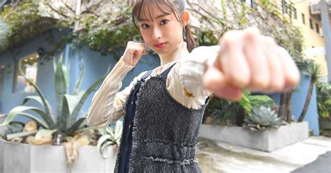 【ぴいぷる】女優・井本彩花 仮面ライダーから“オトナに変身” 実は大食いキャラの国民的美少女も来年には大学生（13ページ） Zakzak