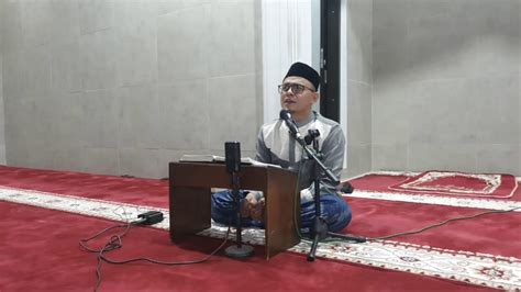 Akhmad Jazuli Albarbasy Sedang Live Kajian Fiqih Musholla Baitul