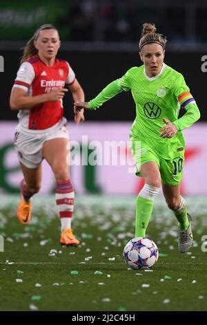 Wolfsburg Katie Mccabe D Arsenal Wfc Lors Du Match Demi D Cisif Des