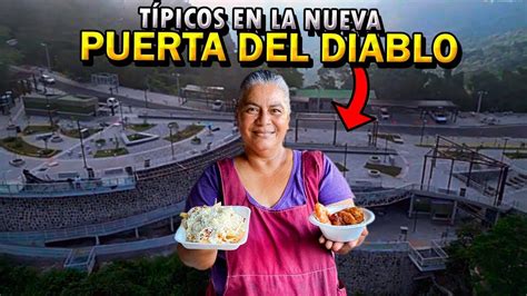 Comprando Tipicos Salvadore Os En La Calle A La Puerta Del Diablo De