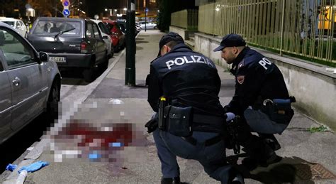 Aggredito In Strada Con Un Machete 23enne Rischia Di Perdere Una Gamba