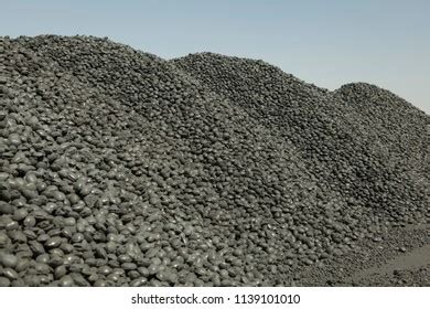 Sponge Iron Briquette Stock Photo 1139101013 | Shutterstock