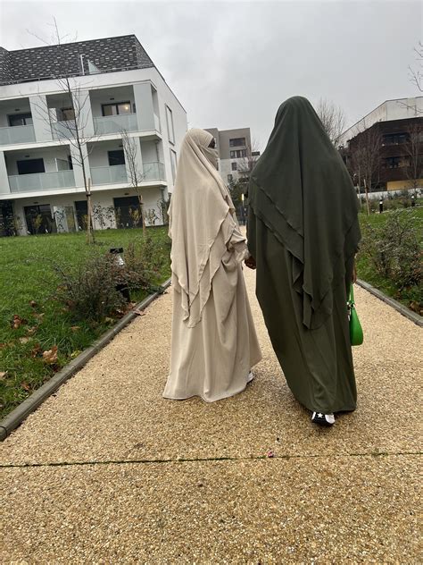 Ensemble Abaya Manches Froiss Es Khimar Doubles Voiles Beige Bayos