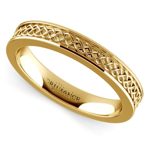 Celtic Knot Wedding Ring In Yellow Gold