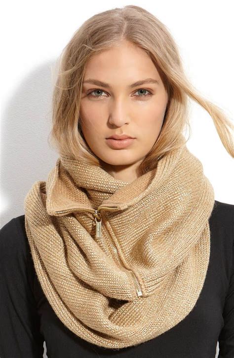 Cool Ways To Wear Infinity Scarf With Pictures Infinity Scarf