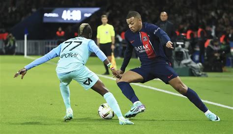 Psg Vs Montpellier Menang Telak Les Parisiens Naik Ke Puncak Klasemen