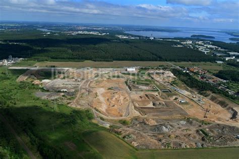 Luftaufnahme Plate Kies Tagebau der OTTO DÖRNER GmbH Co KG im