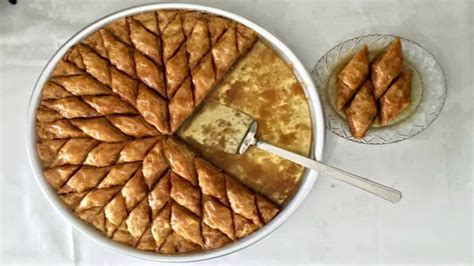 Bakllava Me Pete Qe Shkrihet Ne Goje Youtube