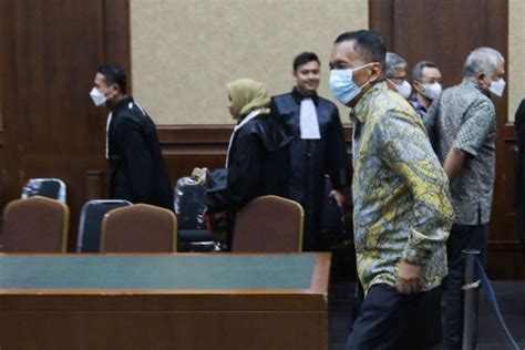 Foto Raut Eks Pejabat Ditjen Pajak Dituntut 9 Tahun Penjara Dan Denda