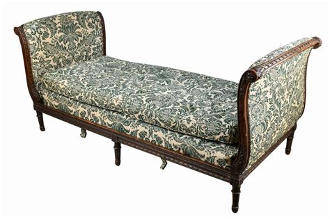 Lot French Carved Oak Day Bed