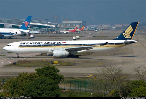 V Stj Singapore Airlines Airbus A Photo By Lukas Koo Man Ho