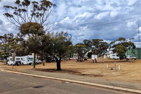 Ravensthorpe RV Rest Area Anycamp