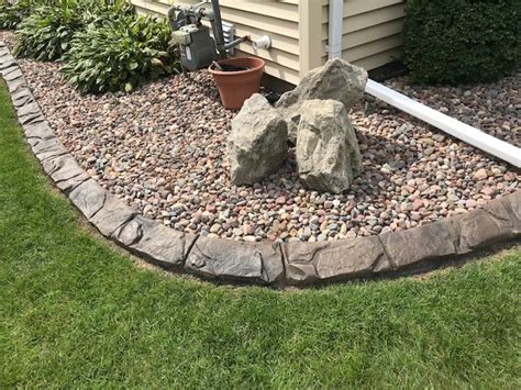 Concrete Curb Edging in Sun Prairie | Lawn Care Madison