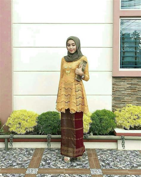 Kebaya Model Baju Kurung Brokat Modern 20 Inspirasi Model Baju Kurung