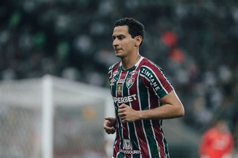 Ganso é o melhor anacronismo no futebol hoje diz jornalista