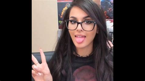 I Never Knew Sssniperwolf Played Mw2 Youtube