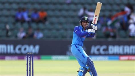 Smriti Mandhana Scores Career Best 87 To Guide India To 155 For 6