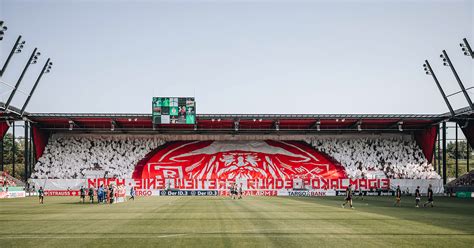 01 SSV Jahn 1 FC Magdeburg Hans Jakob Tribüne