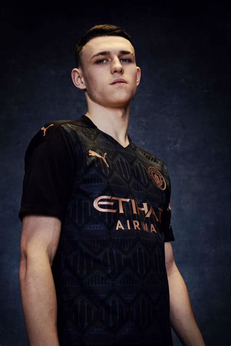 New Away Kit for Manchester City — UNISWAG