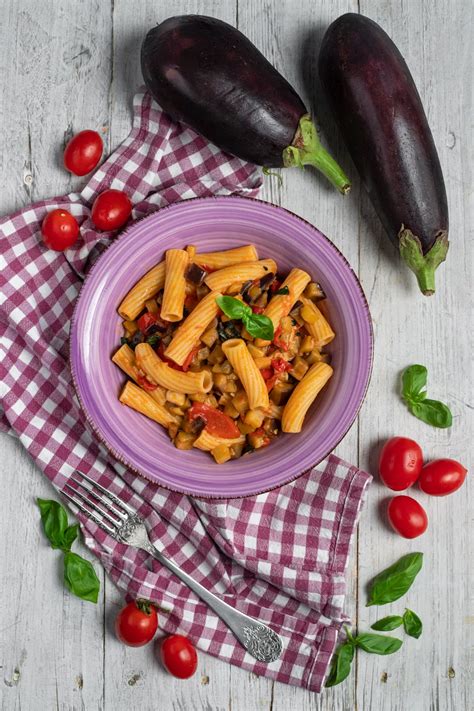 Pasta Con Melanzane E Pomodorini Alla Siciliana Sonia Peronaci