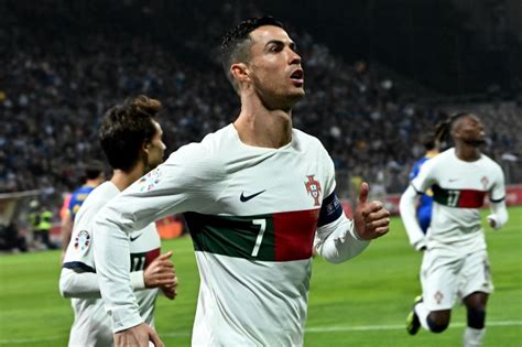 Portugal Ya Clasificado A La Eurocopa Y Con Otro Doblete De Cristiano