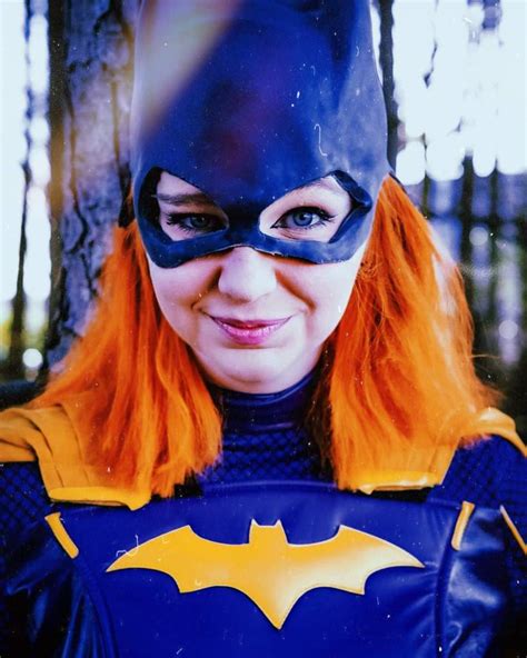 Batgirl Gotham Knights Cosplay Dump Dc Entertainment Amino