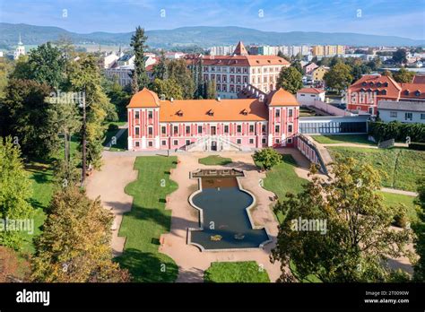 Palac Princu Hi Res Stock Photography And Images Alamy