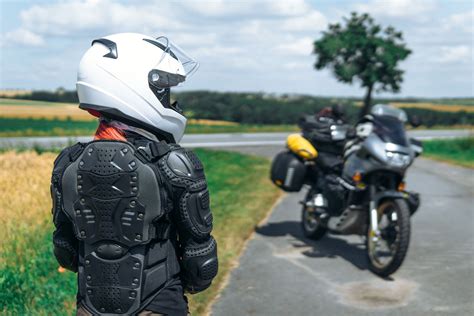 Motorcycle Armor: What Is It And Why Do You Need It? – Autowise