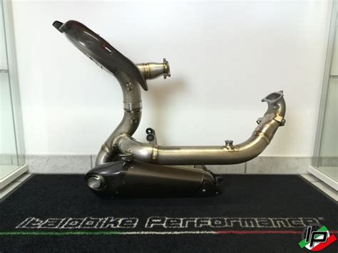 Ducati Panigale Akrapovic Evolution Linie Auspuff