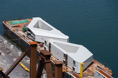 Le premier chevêtre du nouveau pont Champlain est installé Samuel De