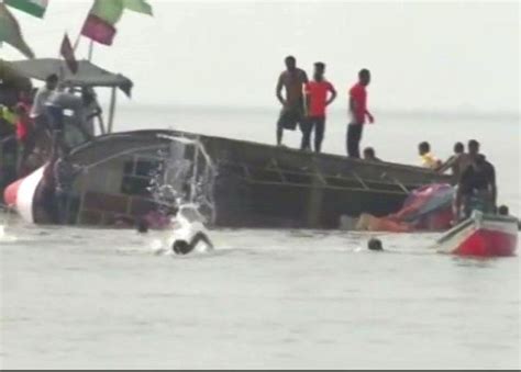 3 Dead Five Missing After Boat With 40 Students Capsizes Off