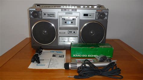 Hitachi Trk 8280 Radio Cassette Boombox Ghettoblaster Old Boomboxes