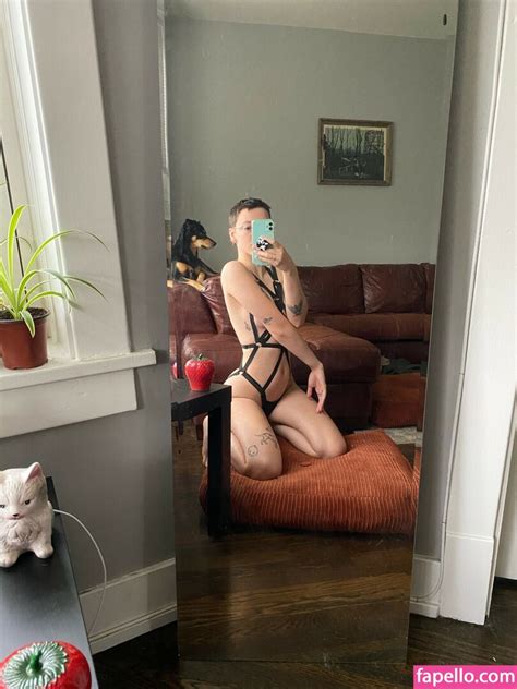 Pleasequietdown Evilmilk Milkyevil Nude Leaked Onlyfans Photo