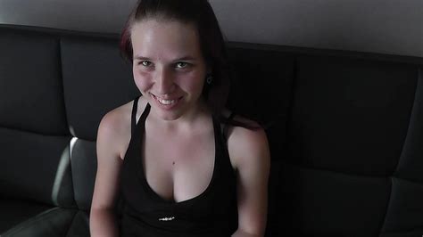 Babe Fucks For Creampie