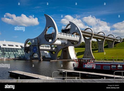 Falkirk Wheel Hi Res Stock Photography And Images Alamy