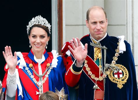 Kate Middleton E Príncipe William Estão Contratando Novo Membro Da