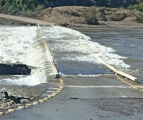 Ponte Entre Bento E Cotipor Volta A Ser Interditada Ap S Eleva O Do