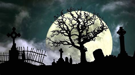 Spooky Halloween Graveyard Halloween Graveyard Cemetery Haunted