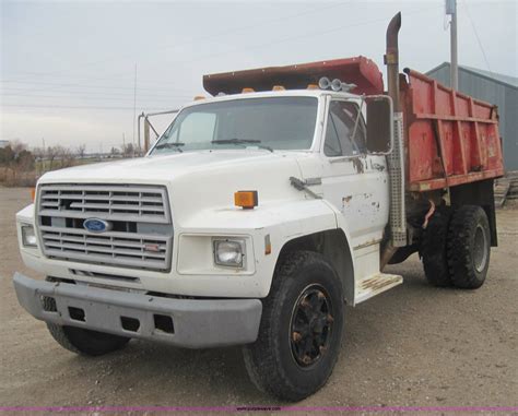 1986 Ford F800 Dump Truck In Mcpherson Ks Item 3173 Sold Purple Wave