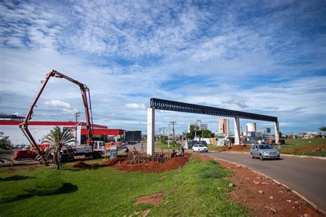 PREFEITURA DE NOVO GAMA ESTÁ REALIZANDO OBRAS POR TODA A CIDADE