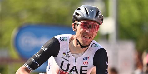 Giro d Italia McNulty vince in volata la 15ª tappa