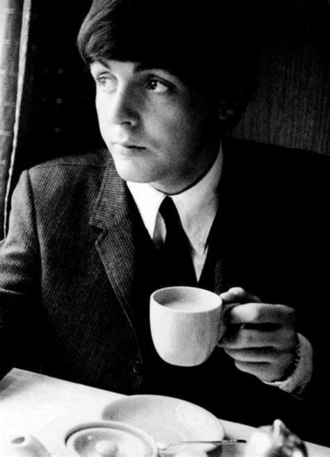 Paul Mccartney Click Then Click Again For Lge Pic The Beatles