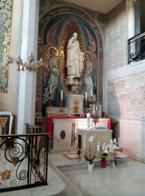 San Giuseppe Cappella Della Madonna Della Medaglia Miracolosa Al