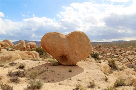 Arch Rock Nature Trail | Natural Atlas