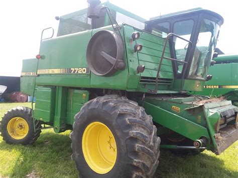 John Deere 7720 Titan II Combine 14 500 Machinery Pete