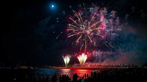 La Feria De Málaga Arranca Los Drones Y Fuegos Artificiales Marcan El Comienzo De Ocho Días De