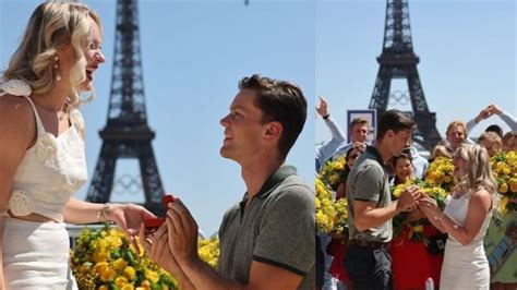 Olympic Gold Medalist Proposes To Gf In Front Of Eiffel Tower With